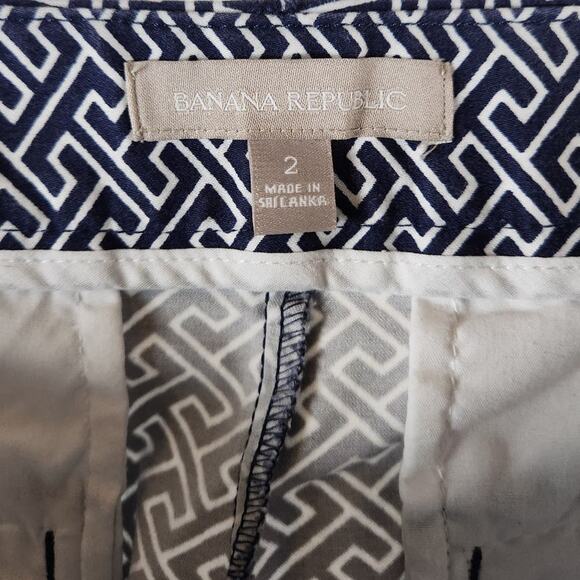 Banana Republic Womens Blue and White Pattern Hampton Shorts 5" Inseam Size 2 - Picture 4 of 8